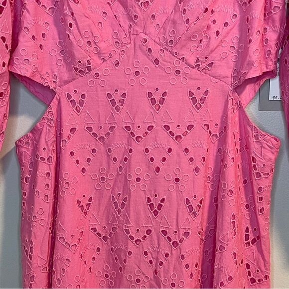 CHELSEA28 Eyelet Embroidered Cutout Bracelet Sleeve Midi Dress Pink SIZE M - Picture 5 of 11